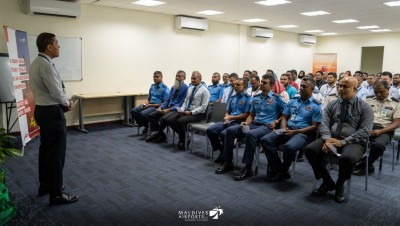 އެމްއޭސީއެލް އާއި ޕޮލިހުން ގުޅިގެން ރޯޑް ސޭފްޓީ ޕްރޮގްރާމެއް