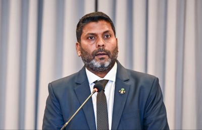 ލީގުގެ ކްލަބްތަކަށް ސަރުކާރުން ނުވަ މިލިއަން ރުފިޔާ ދީފި