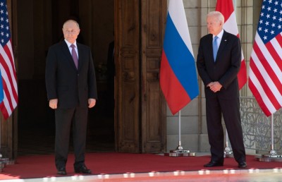 ރަޝިޔާ އަށް މާލީ އެހީ ދިނުން އެމެރިކާ އިން މަނާކޮށްފި