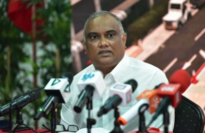 ތިން ބޯޓު ގަންނަން ލޯނު ދޭން ހަތް ފަރާތަކުން ޝައުގުވެރިކަން ފާޅުކޮށްފި