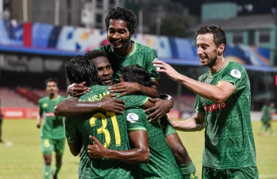 ޓާނާ ޖެހި ގޯލާއެކު މާޒިޔާއިން އީގަލްސް ބަލިކޮށްފި