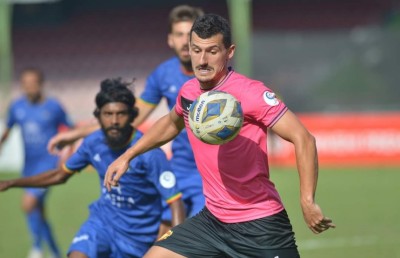 ގްރާންޑޭގެ މައްޗަށް ޔޫވީ ކުރި ހޯދައިފި