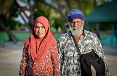 ދިރިއުޅުމުގެ ކާމިޔާބު ދަތުރެއްގެ ހުންގާނުގައި އަނބިމީހާ
