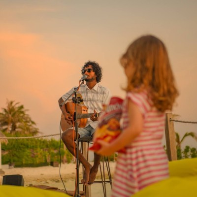 ޒަކިއްޓެ؛ ހަޔާތާ އެކު މީހާ ވެސް ބަދަލުކޮށްލައިފި