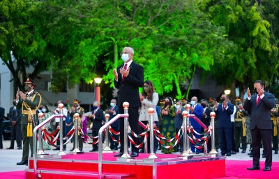 ރައީސް، 210 މިނެޓަށް ފަހު އަލުން ޒިންމާތަކާ ހަވާލުވެވަޑައިގެންފި