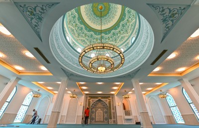 އޭދަފުށީގެ ލޭންޑްމާކަކަށް އެންމެ ރީތި މިސްކިތް