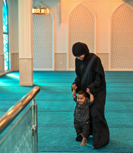 އޭދަފުށީގެ ލޭންޑްމާކަކަށް އެންމެ ރީތި މިސްކިތް