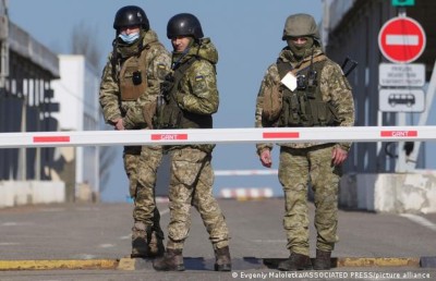 ސަރުކާރާއި ރައްޔިތުންނަށް ވެސް އިގްތިސާދު ކުރުމަށް މަޖުބޫރުވެފައި