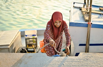 ދިރިއުޅުމުގެ ކާމިޔާބު ދަތުރެއްގެ ހުންގާނުގައި އަނބިމީހާ