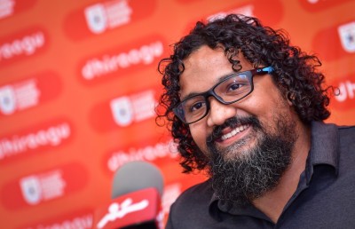 ކޯޗަކު އެއް ކްލަބެއްގައި ދިގު މުއްދަތަކަށް ނުހިފެހެއްޓޭ، ކީއްވެ؟