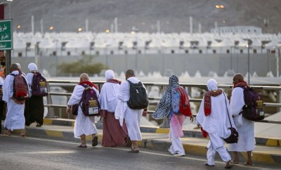 ޙައްޖުވެރިން އަރަފާތަށް ދާން ތައްޔާރުވުމުގެ ގޮތުން މިނާއަށް ޖަމާވާން ފަށައިފި
