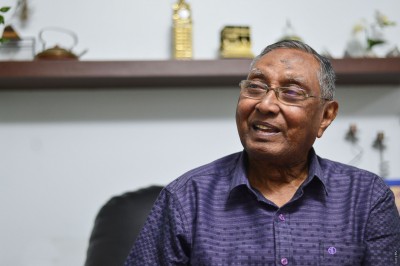 ކޮންމެ ލިޔުންތެރިއަކުވެސް ވާންވީ އަޚުލާޤީ މިންގަނޑުތަކަށް އިޙްތިރާމް ކުރާ ލިޔުންތެރިއަކަށް: ޢައްބާސް