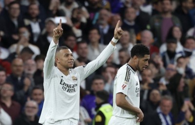 ހިލޭ ޖެހުމަކުން އެމްބާޕޭ ވައްދާލި ފުރަތަމަ ގޯލާ އެކު ރެއާލަށް މުހިއްމު މޮޅެއް