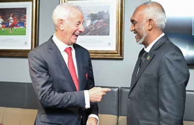 ރާއްޖޭގެ ޓޫރިޒަމްގެ ދެމެހެއްޓެނިވި އަމާޒުތައް ހާސިލްކުރުމަށް ލިވަޕޫލުން އެހީތެރިވެދޭނެ: އިޔަން ރަޝް