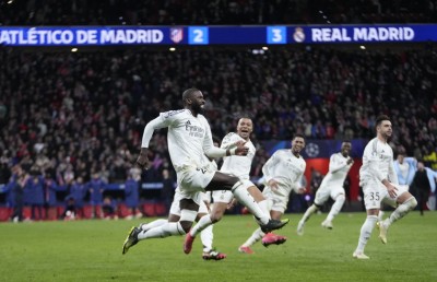 ރެއާލްގެ ކުޅުންތެރިން ޖޫރިމަނާއަކުން ފުއްދާލައިފި