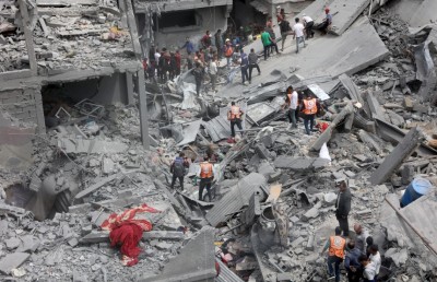 ޣައްޒާގައި އާންމުން އުޅޭ އިމާރާތަކަށް ހަމަލާދީ 23 މީހަކު ޝަހީދުކޮށްލައިފި