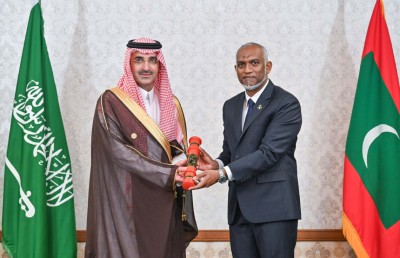 ސައުދީ ފަންޑުގެ އެންމެ އިސްވެރިޔާ އަށް ދިވެހި ދައުލަތުގެ ޝަރަފުގެ އިއްޒަތް އަރުވައިފި