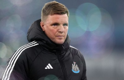 ނިއުކާސަލްގެ ކޯޗު ހޮސްޕިޓަލްގައި އެޑްމިޓްކޮށްފި، ޔުނައިޓެޑްގެ މެޗުގައި ނުފެންނާނެ