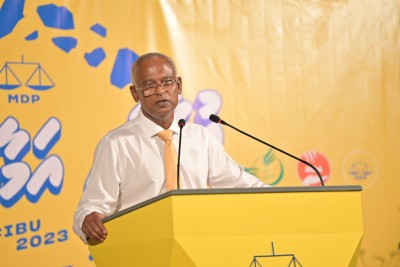 ލޯނު ނެގުން ދިފާއުކުރައްވަމުން ރައީސް ހިސާބު ޖެއްސެވީ 50 ބިލިއަން ރުފިޔާގެ އާމްދަނީއަކަށް