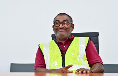 ނިޔާމަ ދަތުރެއްގައި އެއާޕޯޓުގެ މި މުވައްޒަފުންގެ ހިއްސާ