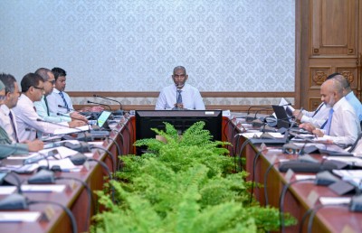 ދެފުށްފެންނަ ގޮތަށް މަޝްރޫއުތައް ބާރަށް ކުރިއަށް ގެންދަން ރައީސް އެދިވަޑައިގެންފި