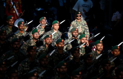 ރާއްޖޭގެ އަސްކަރިއްޔާ އަށް ގެނައި އާ އުޅަނދުތައް ދައްކާލައިފި