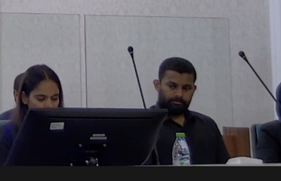 ޝަމްއާނަށް ކޮރަޕްޝަންގެ ތުހުމަތުކޮށް، އޭސީސީގެ ބައިވެރިވުމެއް ނެތި ފުލުހުން ކޯޓަށް ދިއުމުން ސުވާލު އުފައްދައިފި