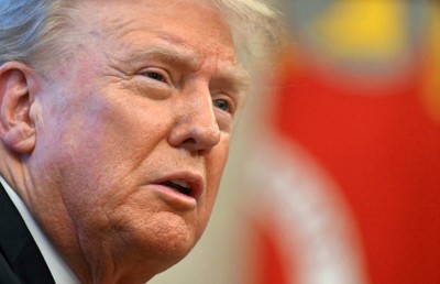 ހާވާޑަށް ޓެކްސްގެ ލުއިތައް ވެސް އުވާލާނެ ކަމުގެ އިންޒާރު ޓްރަމްޕު ދެއްވައިފި