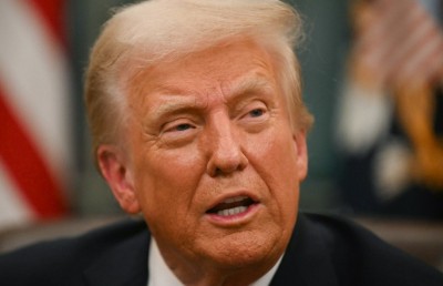 ހާވާޑުން އެމެރިކާ ސަރުކާރާ ދެކޮޅަށް ދައުވާކޮށްފި