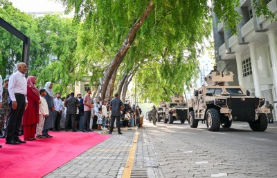 ރާއްޖޭގެ އަސްކަރިއްޔާ އަށް ގެނައި އާ އުޅަނދުތައް ދައްކާލައިފި