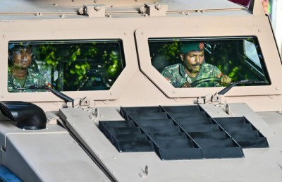 ރާއްޖޭގެ އަސްކަރިއްޔާ އަށް ގެނައި އާ އުޅަނދުތައް ދައްކާލައިފި