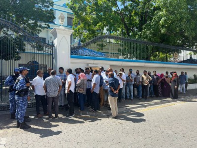 ކެންޑިޑެސީ މައްސަލަ: ސުޕްރީމް ކޯޓުގައި ކަރަންޓް ނެތިގެން ދަތިތަކެއް