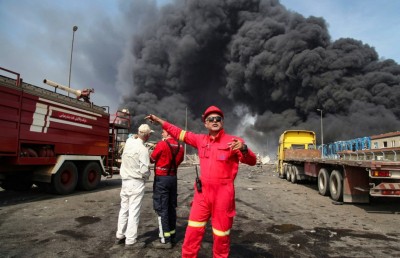 އީރާނު ބަނދަރުގައި ބާރުގަދަ ގޮވުމަކަށް ފަހު އަލިފާން ރޯވެ 14 މީހުން މަރު