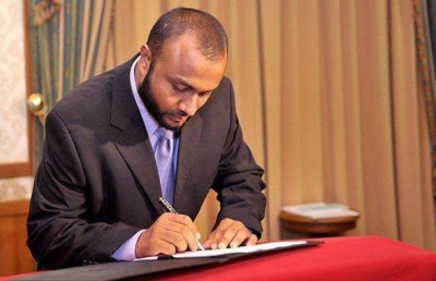 މިނިސްޓަރު ޝަހީމް އަލުން އަދާލަތު ޕާޓީއާ ގުޅިވަޑައިގަންނަވަނީ!