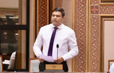 ސަރުކާރުގެ ޓެކްސީ ލައިންގައި ހަނި ގޯޅިތަކަށް ވަދެވޭ ވަރުގެ  ޓެކްސީ ވެސް ހުންނާނެ: މިނިސްޓަރު