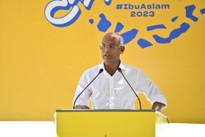 ކުުދި ޕާޓީތަކުން އިންތިޚާބަށް ނުކުތީ ވޯޓު ބައިކޮށް، ކޯލިޝަން ހަދައި މަގާމު ހޯދަން: ރައީސް