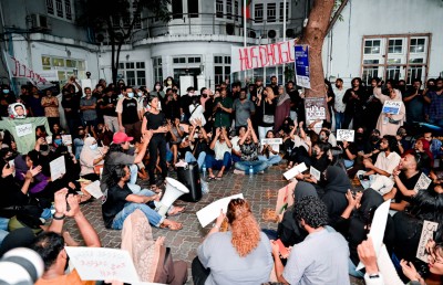 އެހެން މީހުންގެ ހައްގުތައް ނުގެއްލޭ ގޮތަށް މުޒާހަރާކުރަން އެޗްއާރުސީއެމުން އިލްތިމާސްކޮށްފި