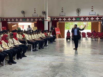 ފަތުރުވެރިކަމަށް ކުދިން ޝައުގުވެރިކުރުވުމަށް ސެޝަން ތަކެއް ހިންގަނީ