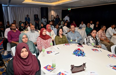 މިއޮޓް ހޮސްޕިޓަލުން ރާއްޖޭގެ ސިއްހީ ދާއިރާގެ މަސައްކަތްތެރިންނާ ބައްދަލުކޮށްފި