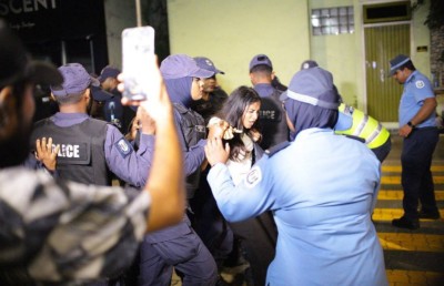 މުޒާހަރާ ރޫޅާލީ ތައުލީމީ މަސްލަހަތަށާއި އާންމުންގެ ދިރިއުޅުމަށް ކުރާ އަސަރުތަކަށް ރިއާޔަތްކޮށް: ފުލުހުން