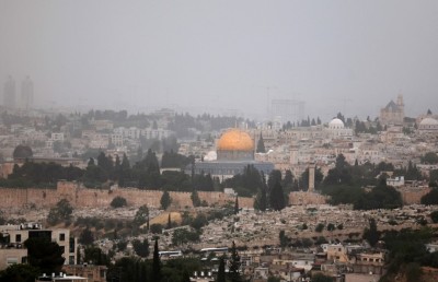 އިޒްރޭލުގައި ރޯވި އަލިފާން ގުދުސްއާ ދިމާލަށް ފެތުރެނީ