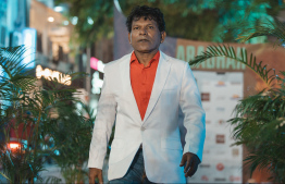 "އަބަދަށް" ބެލުންތެރިންގެ ހުއްޓުމެއް ނެތް ތައުރީފު އޮހެނީ