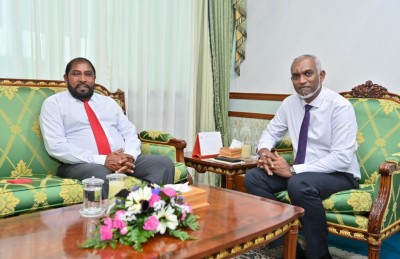 ފައިނޭންޝަލް ސެންޓަރުގެ "އިންގިލާބީ" ތަސައްވުރަށް އެހީވާން ސިޔާސީ ލީޑަރުންނަށް ގާސިމް ގޮވާލައްވައިފި