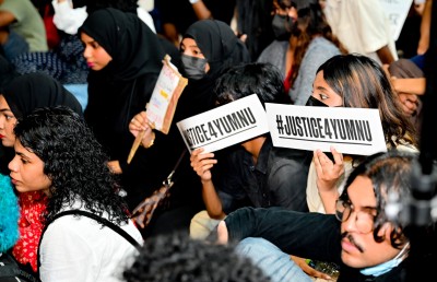 ޔުމްނުގެ ހާލު މަޑުމަޑުން އަންނަނީ ރަނގަޅުވަމުން: އާއިލާ