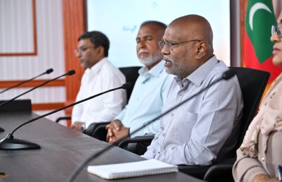 ރިޔާސީ ކޮމިޝަންގެ މަގުސަދު ސާފު ނުވިޔަސް، އަމާޒަކީ އިންސާފަށް ވާސިލްވުން: މުނައްވަރު