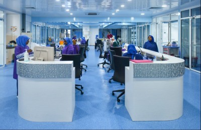 ފިރިހެން ނަރުހަކަށް ސޯޝަލް މީޑިއާގައި ބުލީކުރުން ކުށްވެރިކޮށްފި