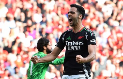 އާސެނަލް ފަހަތުން އަރައި ލީގު ޗެމްޕިއަނުން ހުއްޓުވައިފި