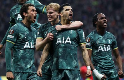 ދަށް ސީޒަނެއްގައި ޔުނައިޓެޑާއި ޓޮޓެންހަމް ޔޫރޮޕާ ފައިނަލަށް