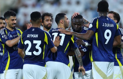 ރޮނާލްޑޯ ނެތި އައް ނަސްރުން ރެކޯޑް މޮޅެއް ހޯދައިފި