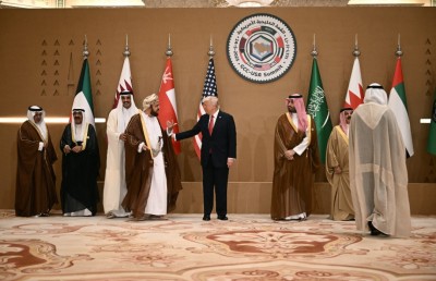 ދަތިކުރުމުގެ ފިޔަވަޅުތައް އުވާލުމަށް ފަހު ސީރިއާގެ ކިބައިން ޓްރަމްޕު އެދުނީ އިޒްރޭލާ ގުޅުން ގާއިމްކުރަން